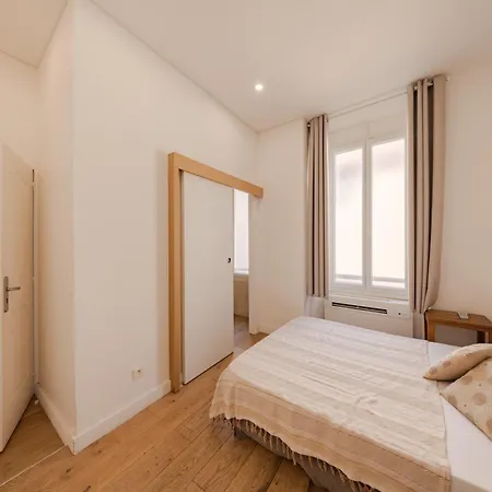 1 Bedroom With Sea View - 75m * Cannes